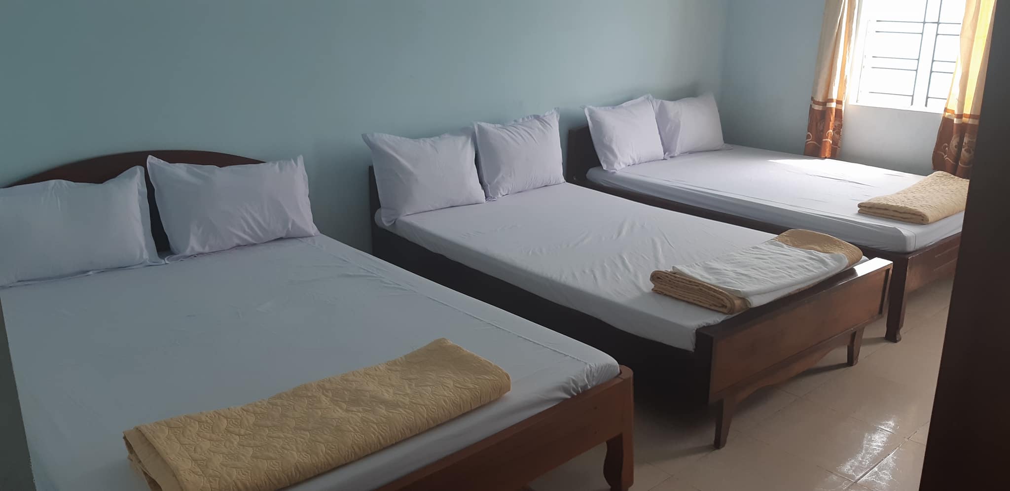 Khách sạn Thu Hoàng