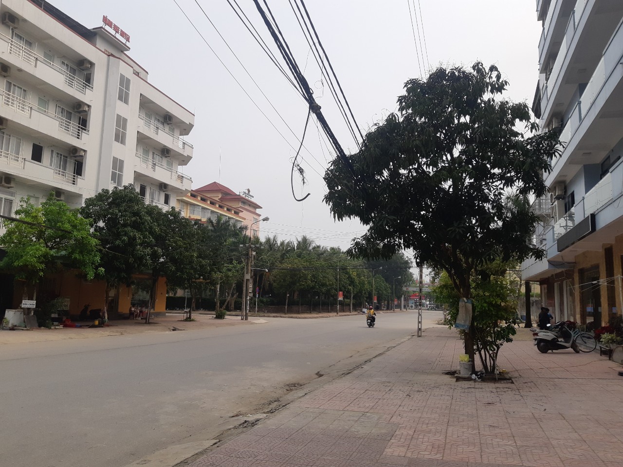 Khách sạn Phương Tùng
