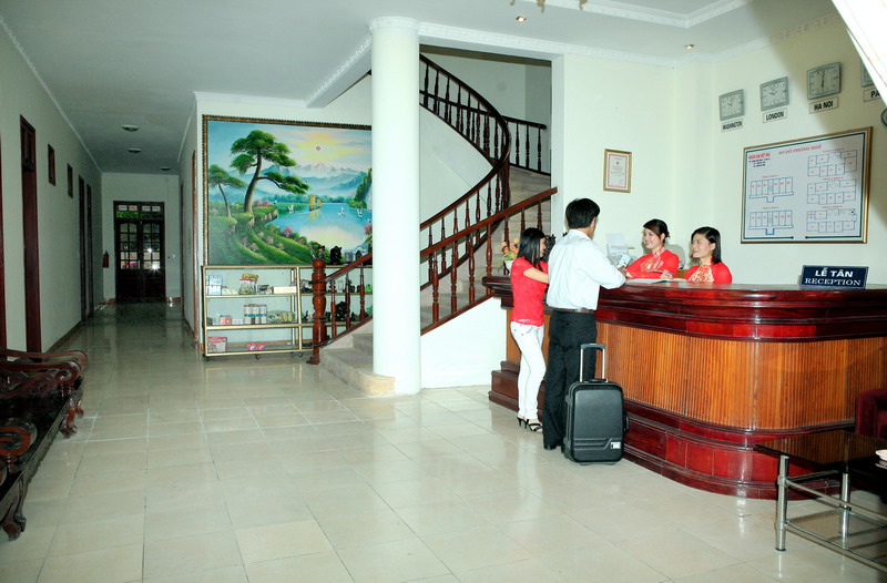 Khách sạn Việt Thái