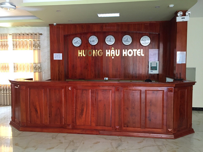 Khách sạn Hường Hậu